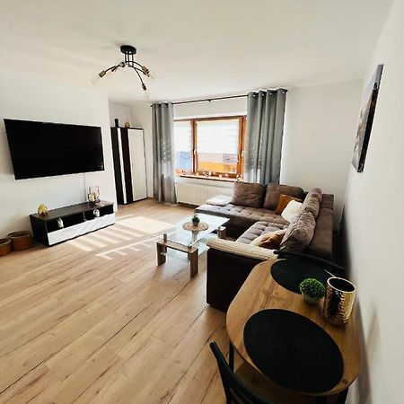 Appartamento Apartament Kolejowa 7 Nowy Targ Esterno foto